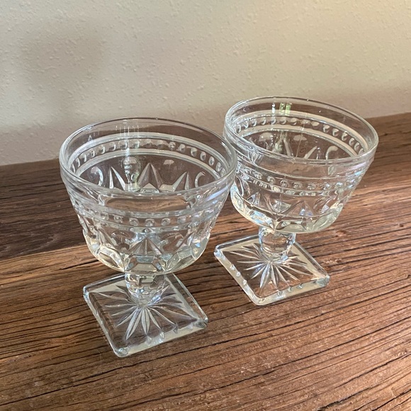 Vintage Indiana Glass Set of Two Colony Park Lane Goblets - Picture 5 of 8
